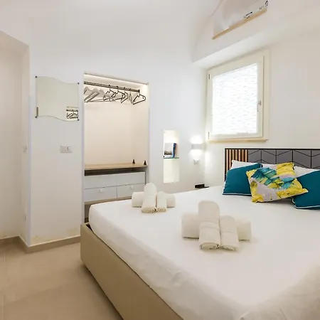 Coral - 30 Passi Dalla Della Purita Apartment