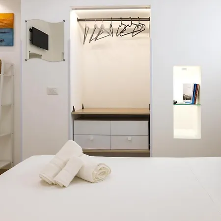 Coral - 30 Passi Dalla Della Purita Daire *