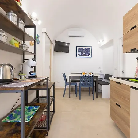 Coral - 30 Passi Dalla Della Purita *