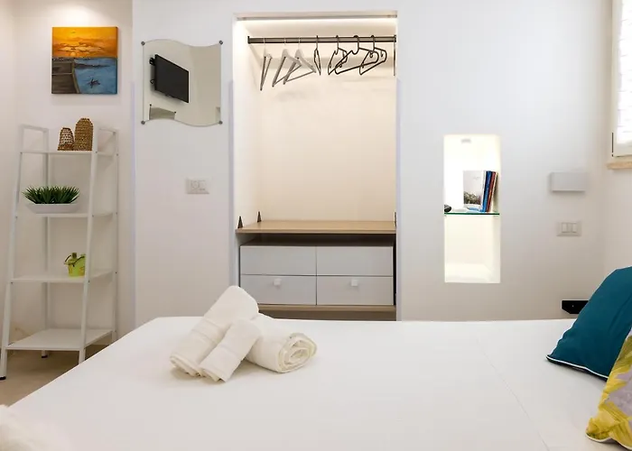 Coral - 30 Passi Dalla Della Purita Apartment *