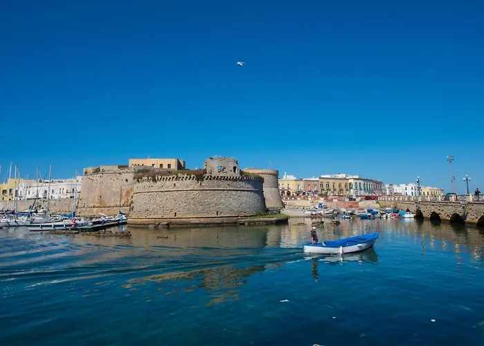 Coral - 30 Passi Dalla Della Purità * Gallipoli